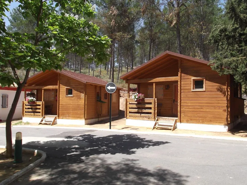 Centro De Ocio Alua Bungalows Camping Rafting Benameji 0*,